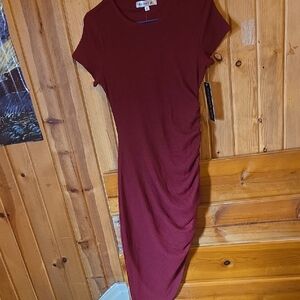 Elegant Red Midi Dress